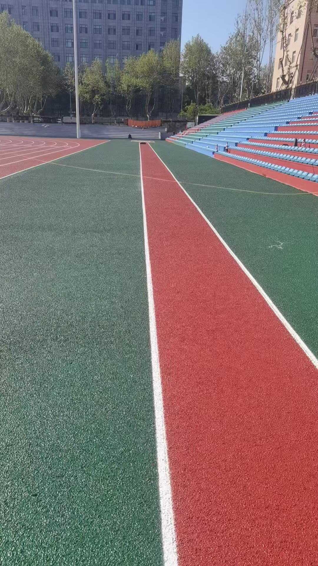 淄博市仿真草坪透水跑道 - 价格